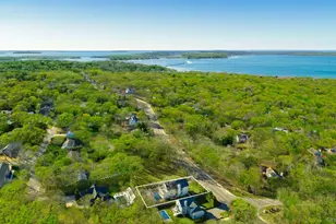 278 Hampton St, Sag Harbor, NY 11963 - Photo 3
