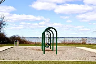 44 Westminster Dr, Shirley, NY 11967 - Photo 39