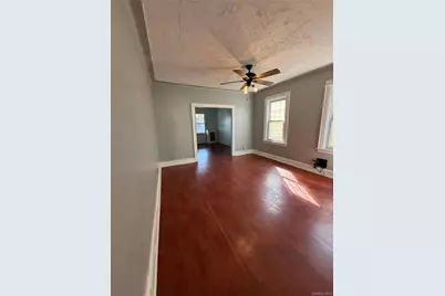 7848 83rd Street, Glendale, NY 11385 - Photo 11