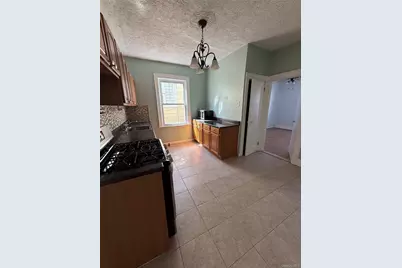 7848 83rd Street, Glendale, NY 11385 - Photo 5