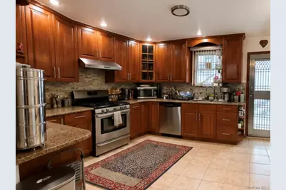 7848 83rd Street, Glendale, NY 11385 - Photo 17