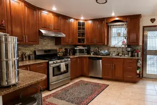 78-48 83rd St, Glendale, NY 11385 - Photo 17