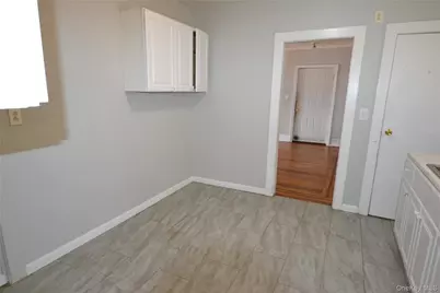 181 Forest Avenue, Roosevelt, NY 11575 - Photo 11