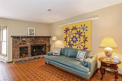 32 Lower Cross, Shoreham, NY 11786 - Photo 5