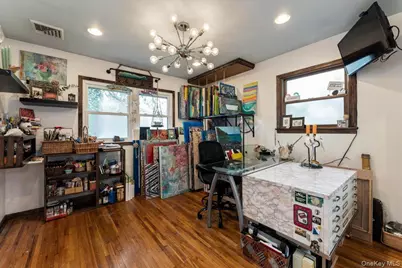 33 W Lakeland Street, Bay Shore, NY 11706 - Photo 7