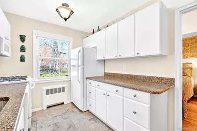 115 Robins Road #115, New Rochelle, NY 10801 - Photo 23