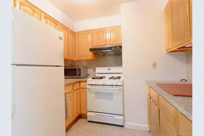 137-08 31st Road #5E, Flushing, NY 11354 - Photo 9