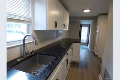 9 Fredericks Road, Greenwood Lake, NY 10925 - Photo 5