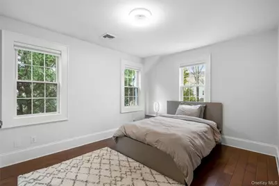 225 Larchmont Avenue, Larchmont, NY 10538 - Photo 25