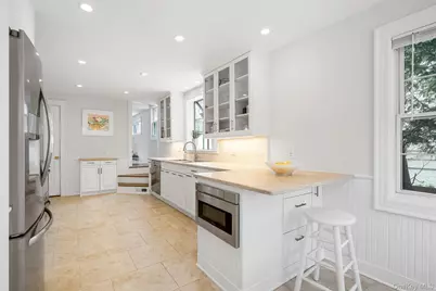 225 Larchmont Avenue, Larchmont, NY 10538 - Photo 13