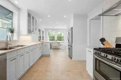 225 Larchmont Avenue, Larchmont, NY 10538 - Photo 11