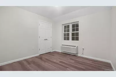 332 Underhill Avenue, Bronx, NY 10473 - Photo 17