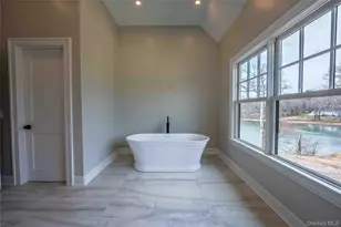106 Cove Rd, Northport, NY 11768 - Photo 27