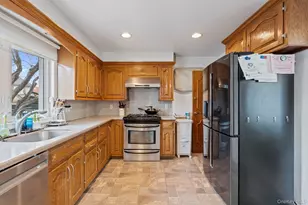 14-28 156th St, Whitestone, NY 11357 - Photo 15