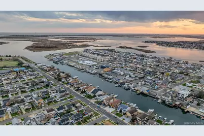 756 Guy Lombardo Avenue, Freeport, NY 11520 - Photo 25