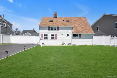 29 Cutter Lane, Levittown, NY 11756 - Photo 1