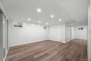 18 Wellington Rd, Greenvale, NY 11548 - Photo 25