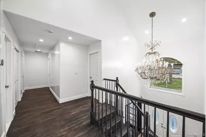 18 Wellington Road, Greenvale, NY 11548 - Photo 15