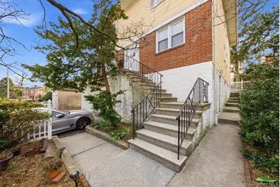 72 Murray Avenue, Yonkers, NY 10704 - Photo 3