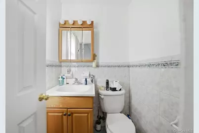 72 Murray Avenue, Yonkers, NY 10704 - Photo 23