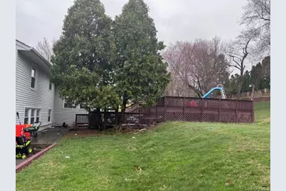 5 Verplanck Avenue, Hopewell Junction, NY 12533 - Photo 3