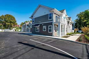 1 Conklin St, Farmingdale, NY 11735 - Photo 23