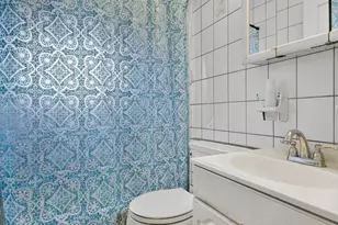 23 S Elm St, Hicksville, NY 11801 - Photo 19