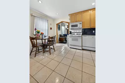 23 S Elm Street, Hicksville, NY 11801 - Photo 11