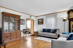 23 S Elm St, Hicksville, NY 11801 - Photo 7