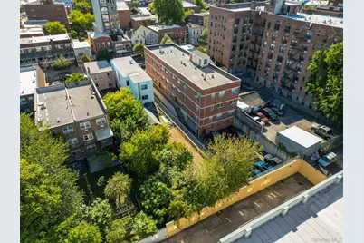 25-14 Crescent Street, Astoria, NY 11102 - Photo 9