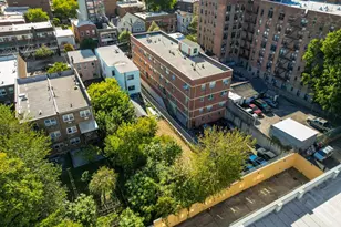 25-14 Crescent St, Astoria, NY 11102 - Photo 9