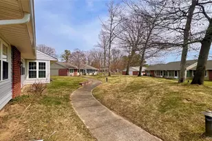 72 Enfield Ct, Ridge, NY 11961 - Photo 3