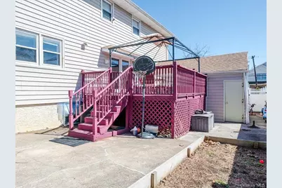 472 Kirkman Avenue, Elmont, NY 11003 - Photo 21