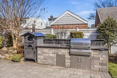 263 James Street, Franklin Square, NY 11010 - Photo 23