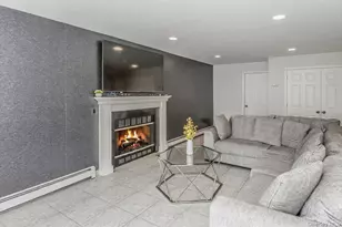 263 James St, Franklin Square, NY 11010 - Photo 11