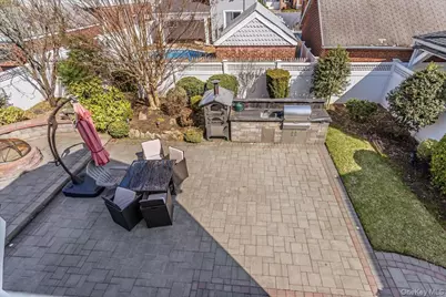 263 James Street, Franklin Square, NY 11010 - Photo 21