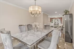 263 James St, Franklin Square, NY 11010 - Photo 3