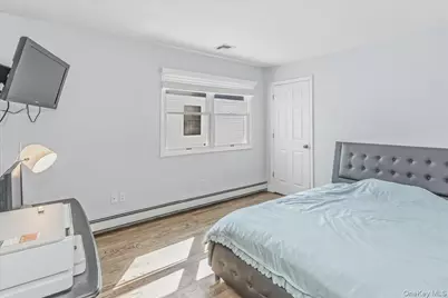 263 James Street, Franklin Square, NY 11010 - Photo 17
