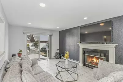 263 James Street, Franklin Square, NY 11010 - Photo 9