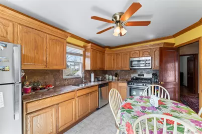 18 Butler Place, Yonkers, NY 10710 - Photo 11