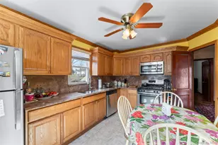 18 Butler Pl, Yonkers, NY 10710 - Photo 11