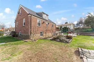 18 Butler Pl, Yonkers, NY 10710 - Photo 43