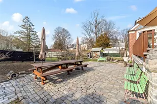 18 Butler Pl, Yonkers, NY 10710 - Photo 41