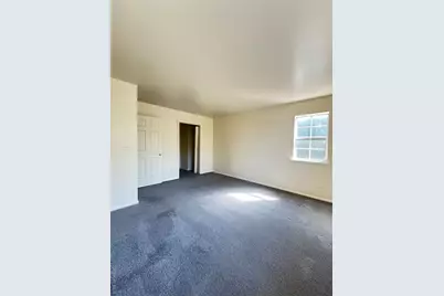 33 Oak Street #43-5, Walden, NY 12586 - Photo 3