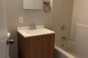 33 Oak St, Walden, NY 12586 - Photo 5