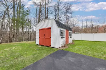 8 Dot Calm Drive, Otisville, NY 10963 - Photo 7