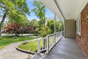 2 Lalli Dr, Katonah, NY 10536 - Photo 5