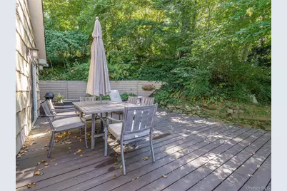 8 Laurel Way, Sea Cliff, NY 11579 - Photo 39