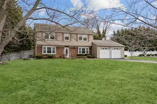 3 Split Rail Ln, East Setauket, NY 11733 - Photo 3