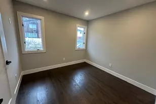 5 Linwood Rd N, Port Washington, NY 11050 - Photo 9